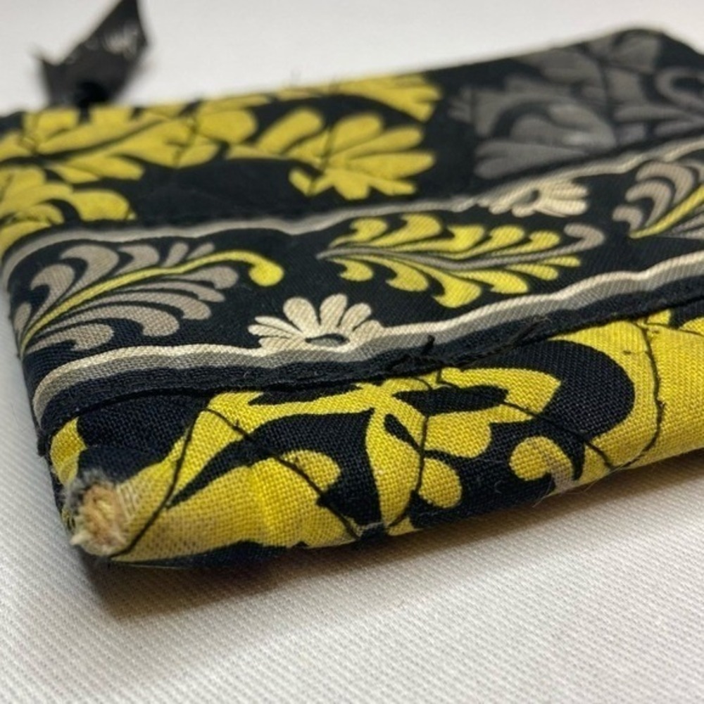 Vera Bradley Quilted Cotton Coin Purse Black Yellow Floral‎ Damask Zip Pouch - Picture 7 of 7